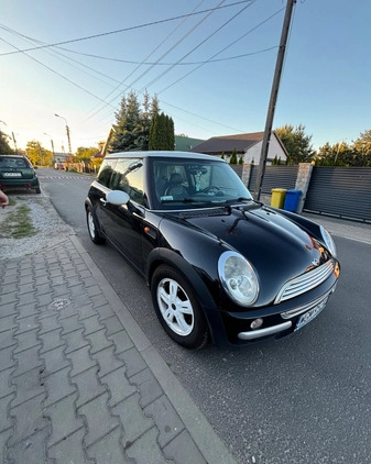 MINI Cooper cena 10000 przebieg: 180000, rok produkcji 2002 z Starachowice małe 137